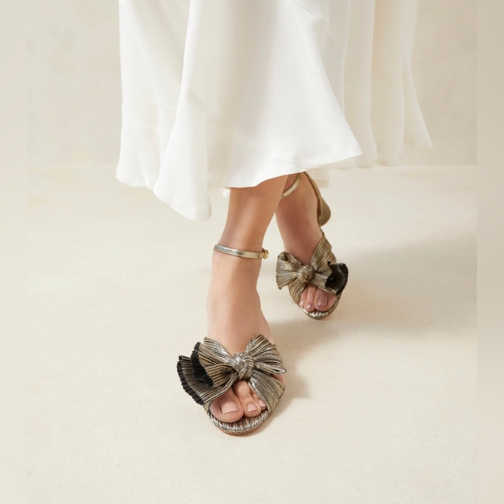 NWOT LOEFFLER RANDALL Dahlia Knotted Sandal